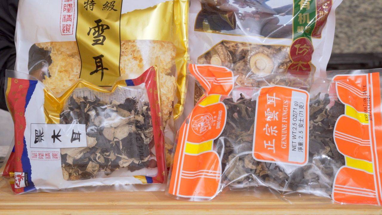 Dried Mushrooms and Fungi