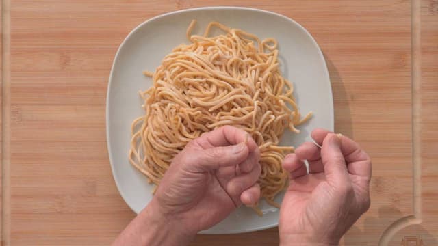 Thick Chow Mein Noodles